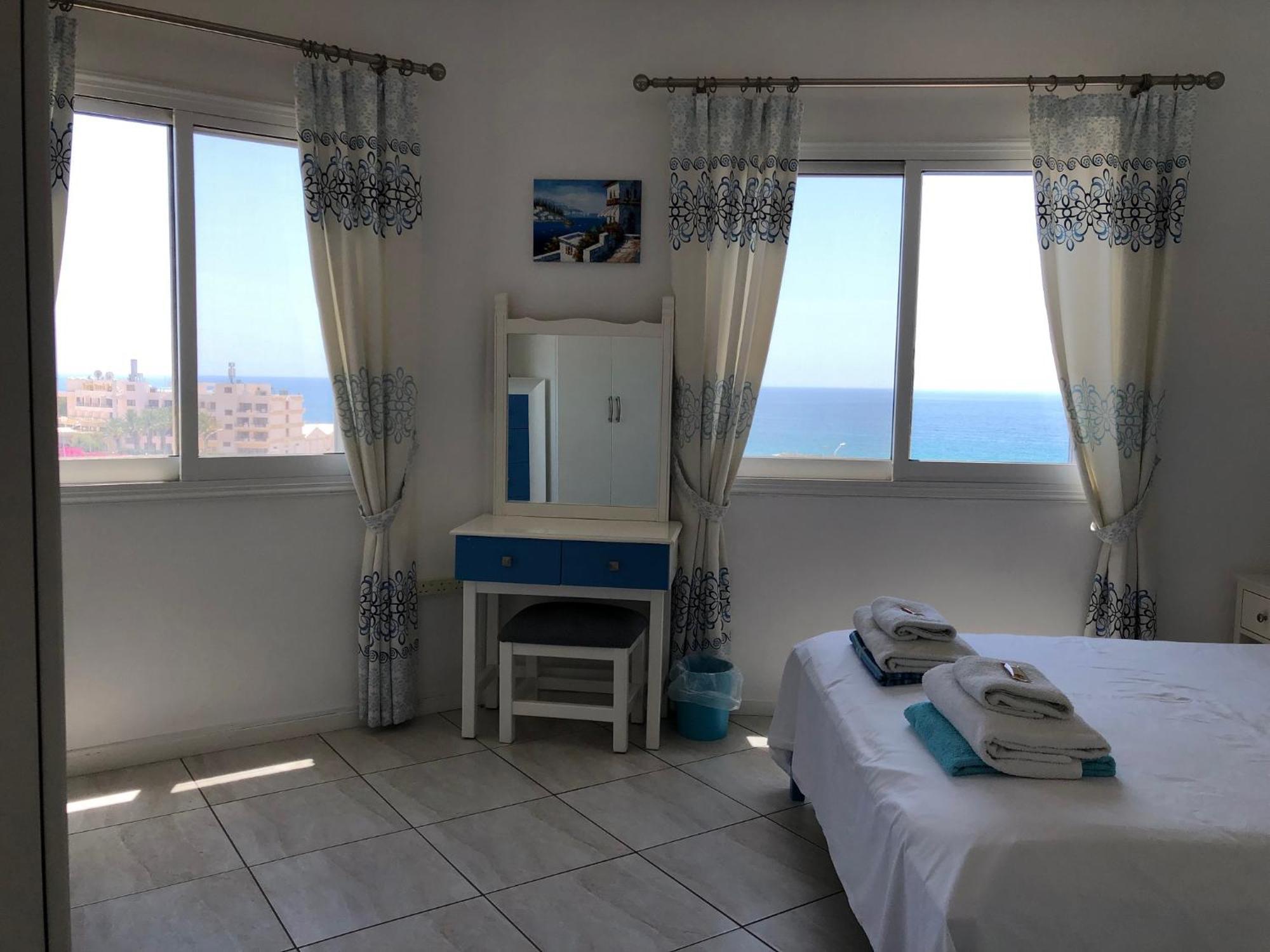Kings Palace - Modern Penthouse With Incredible Sea Views Paphos Ngoại thất bức ảnh