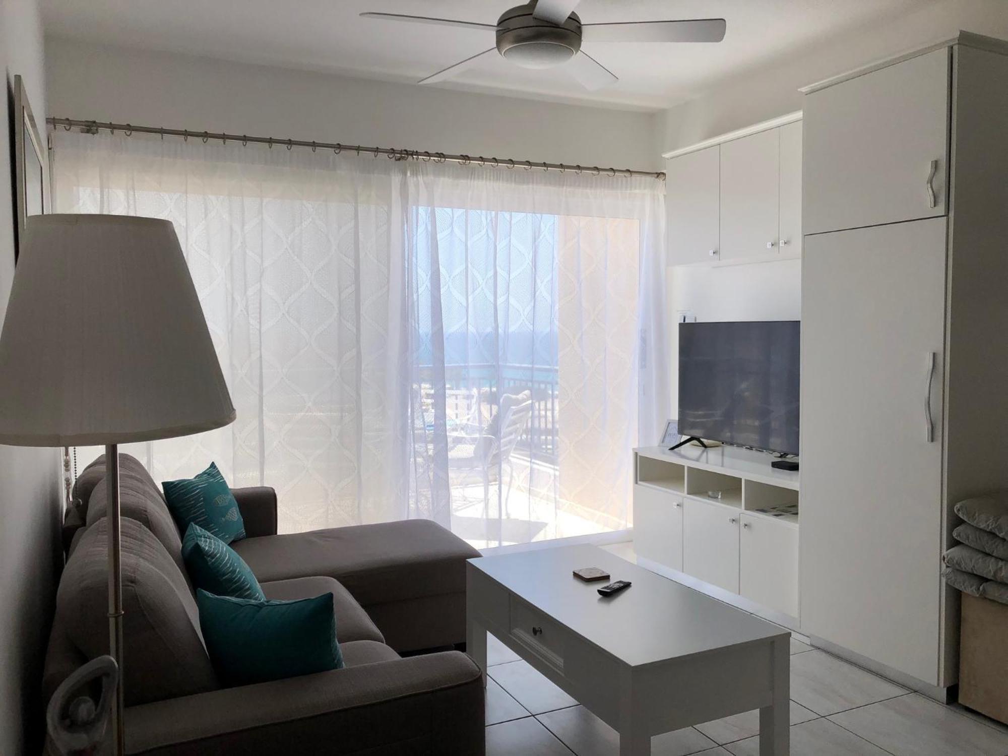 Kings Palace - Modern Penthouse With Incredible Sea Views Paphos Ngoại thất bức ảnh