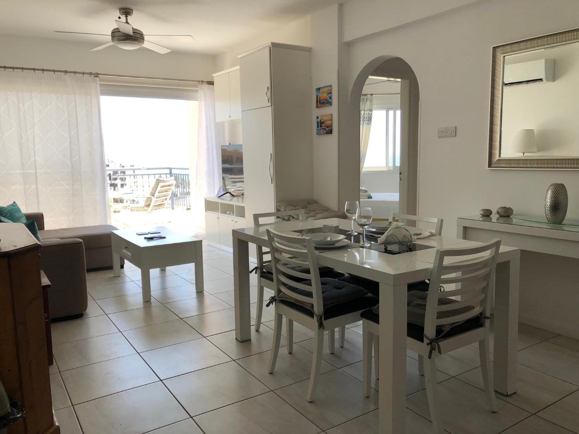Kings Palace - Modern Penthouse With Incredible Sea Views Paphos Ngoại thất bức ảnh