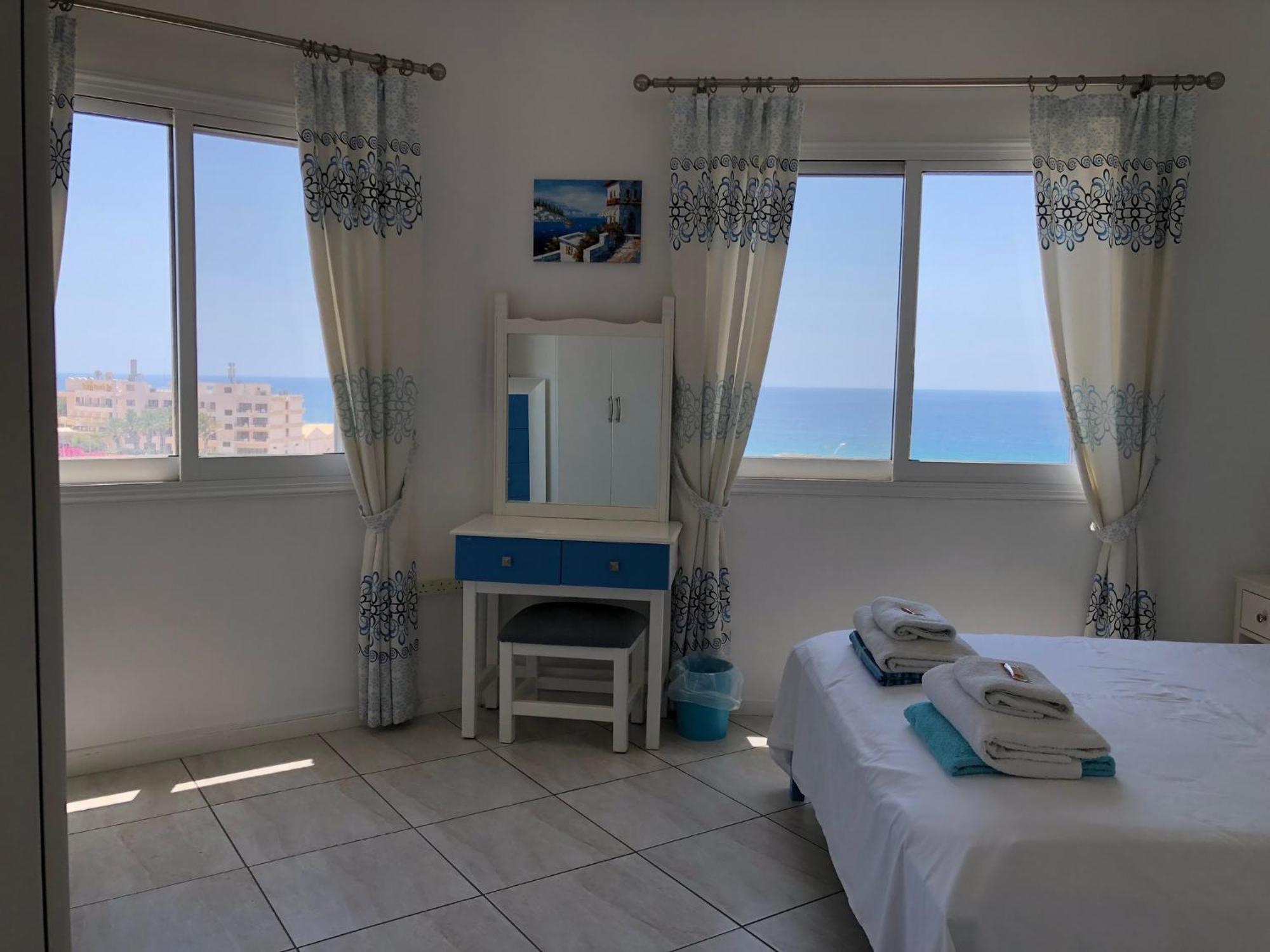 Kings Palace - Modern Penthouse With Incredible Sea Views Paphos Ngoại thất bức ảnh