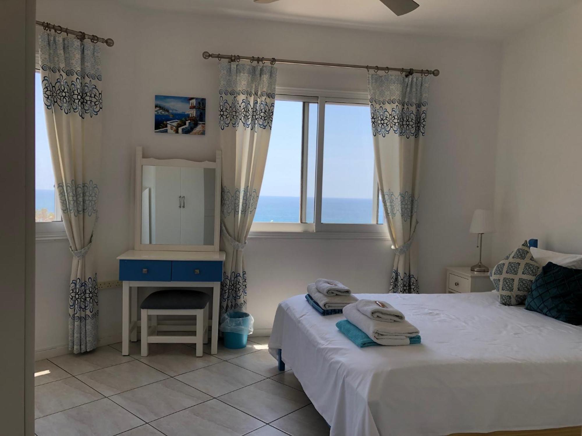 Kings Palace - Modern Penthouse With Incredible Sea Views Paphos Ngoại thất bức ảnh