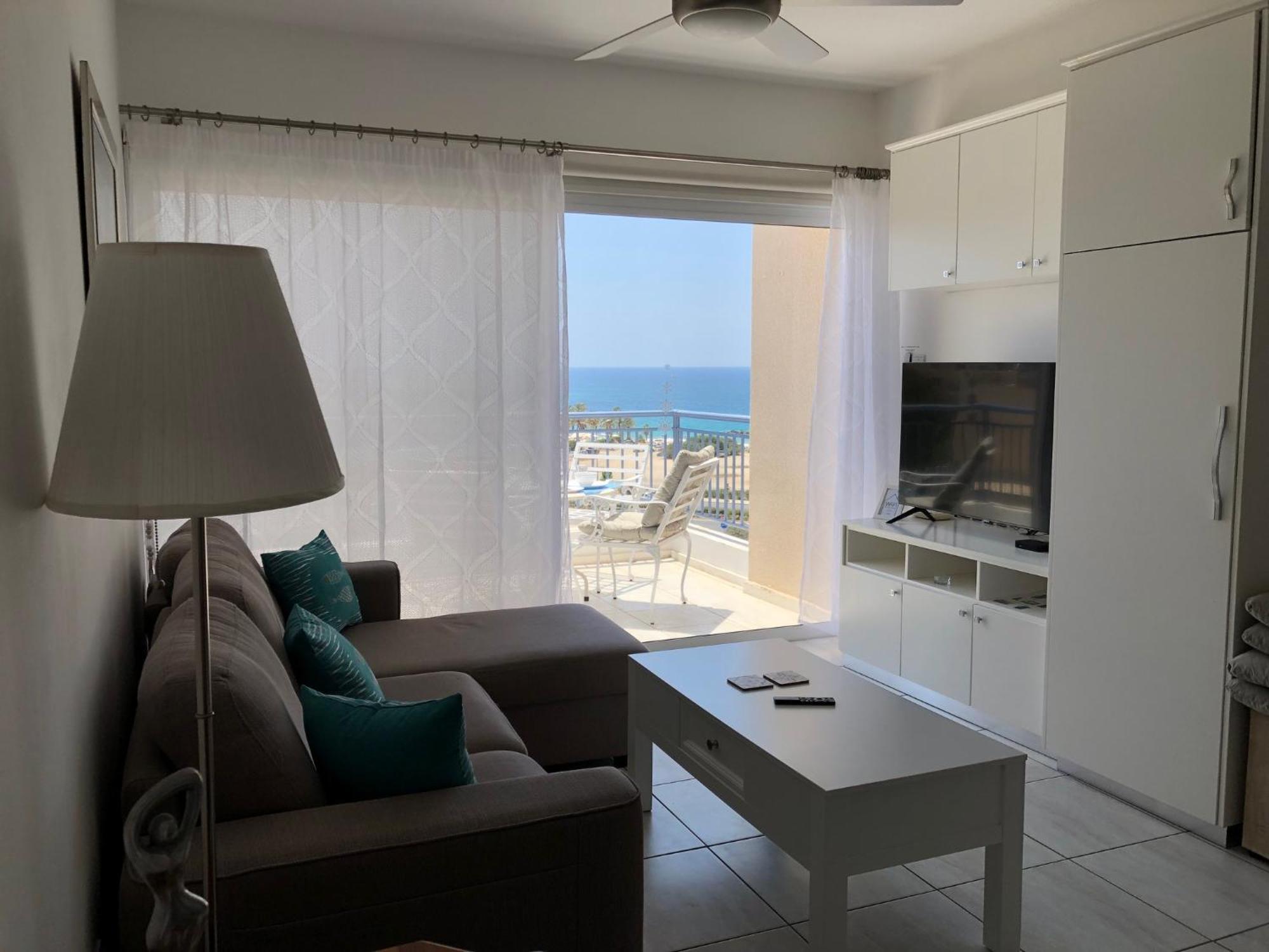 Kings Palace - Modern Penthouse With Incredible Sea Views Paphos Ngoại thất bức ảnh
